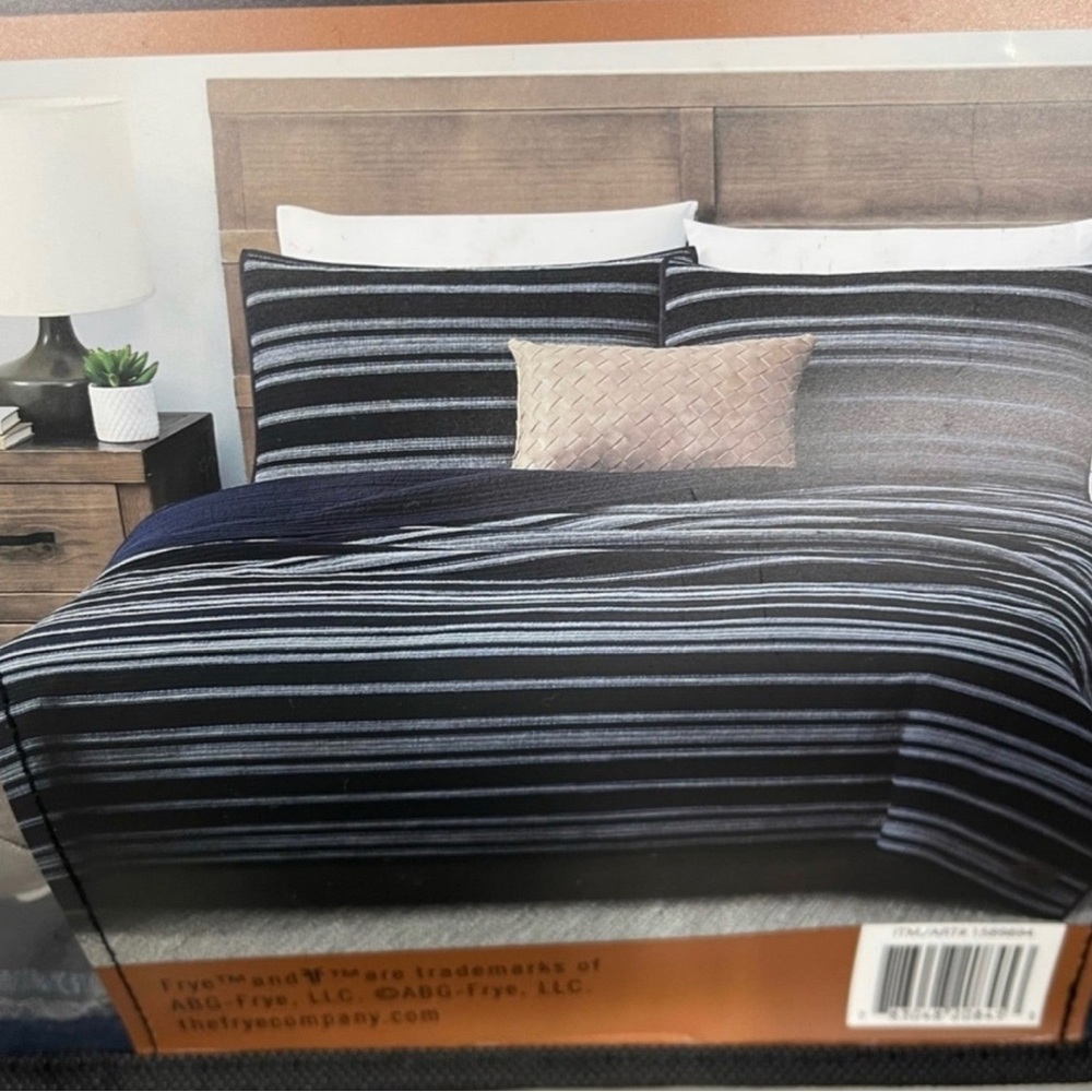 NWT FRYE Home Navy Stripe King Quilt set